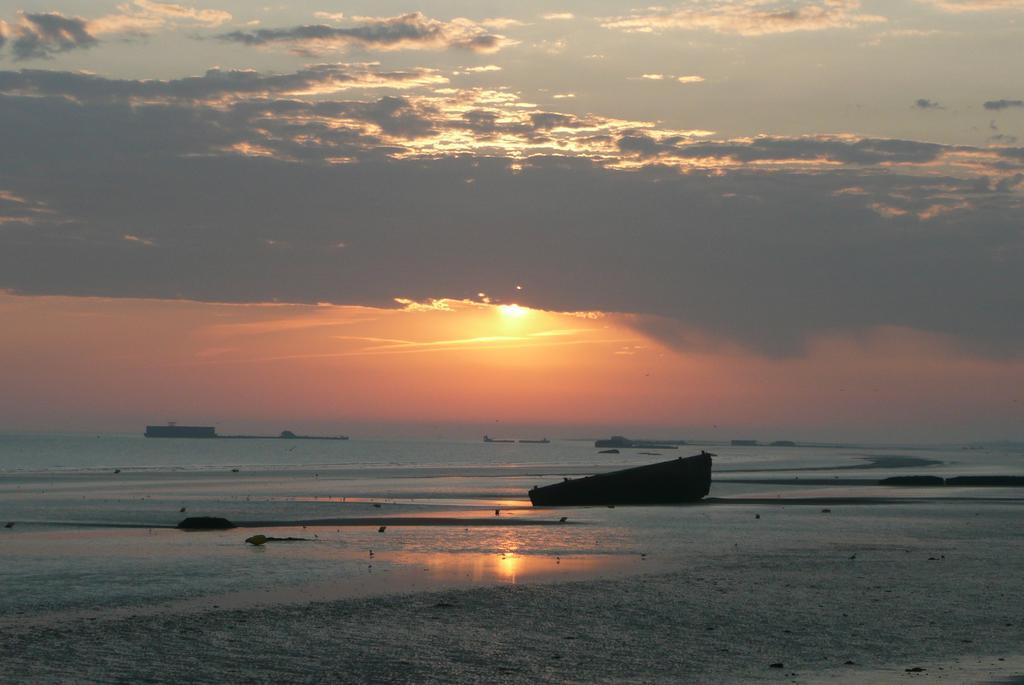 Gite De Eric Et Rose Bernieres-sur-Mer ภายนอก รูปภาพ
